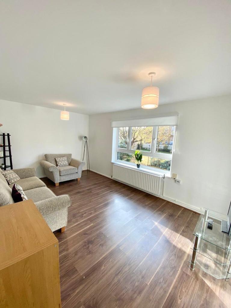 2 bed 1st Floor Flat for rent in London. From Austin Homes - London