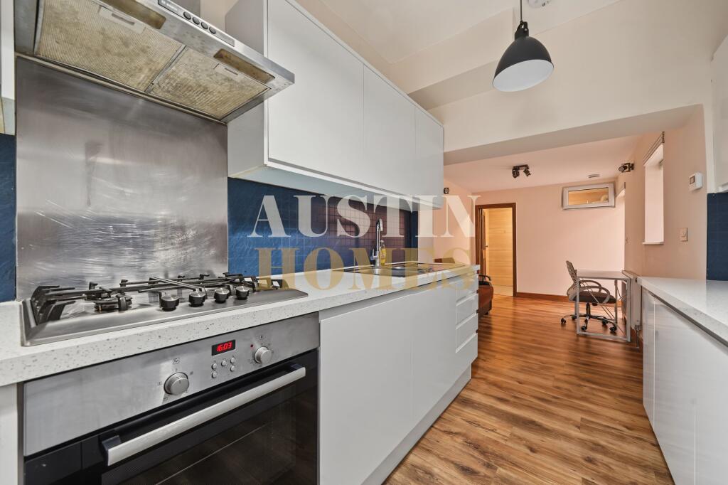 2 bed 1st Floor Flat for rent in London. From Austin Homes - London