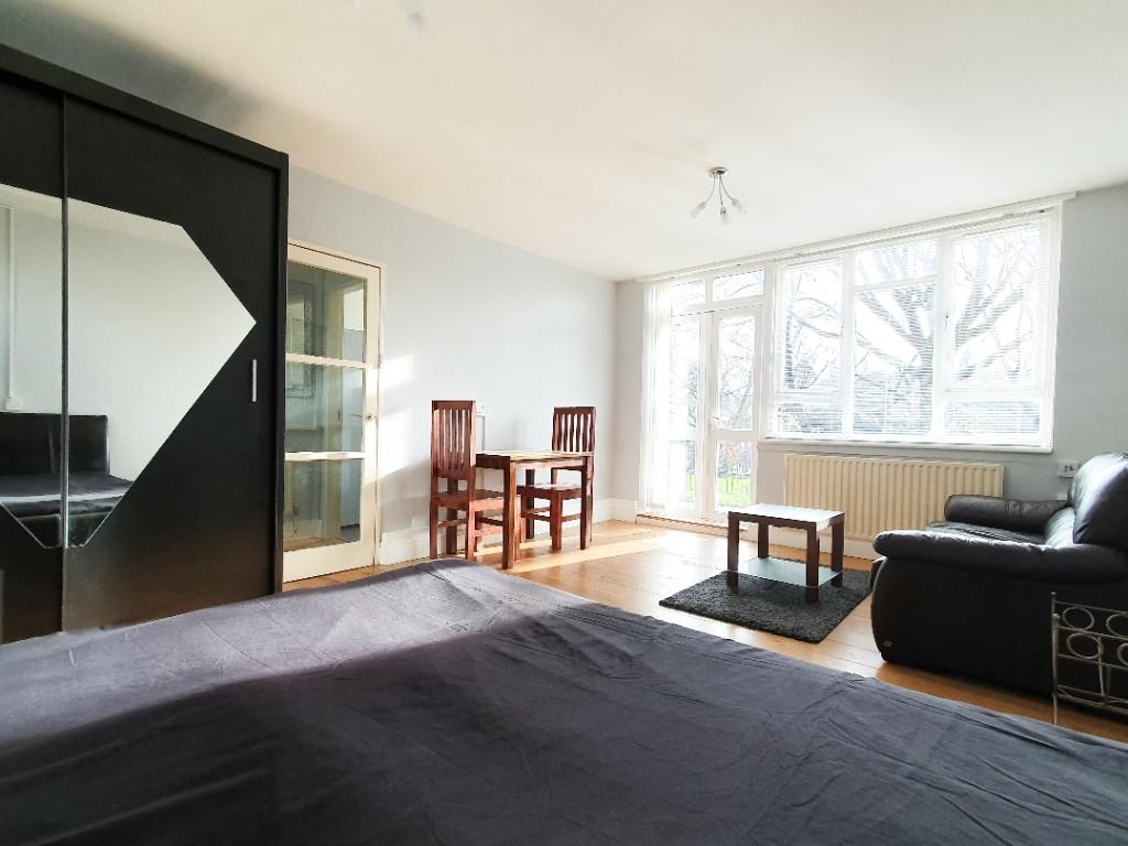 4 bed Studio for rent in London. From AWCHILDS LTD - London 4 bed Studio for rent in London. From AWCHILDS LTD - London