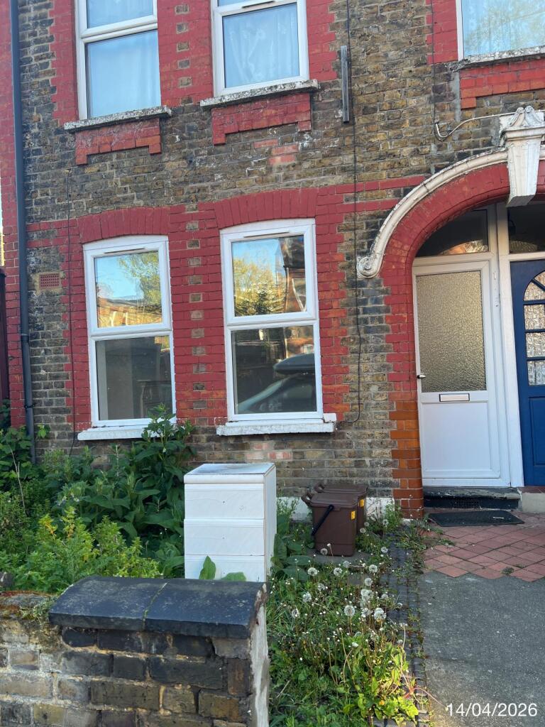 2 bed 1st Floor Flat for rent in Leyton. From B Bailey & Co Ltd - Ilford