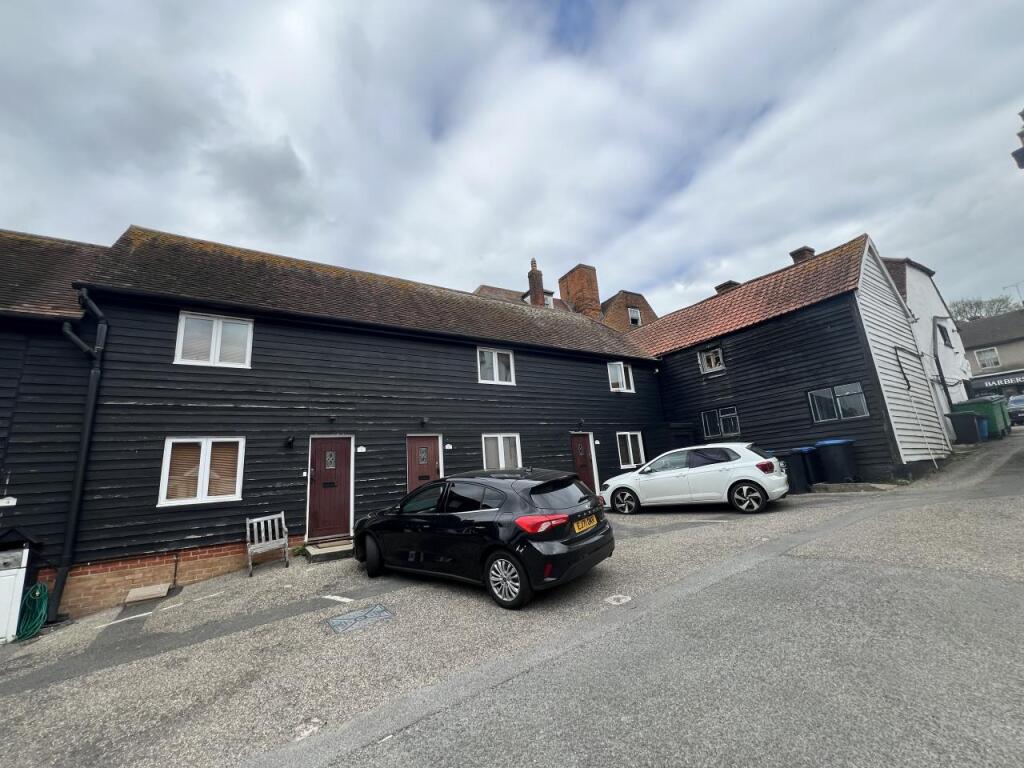 1 bed Annexe for rent in Chipping Ongar. From B Bailey & Co Ltd - Ilford