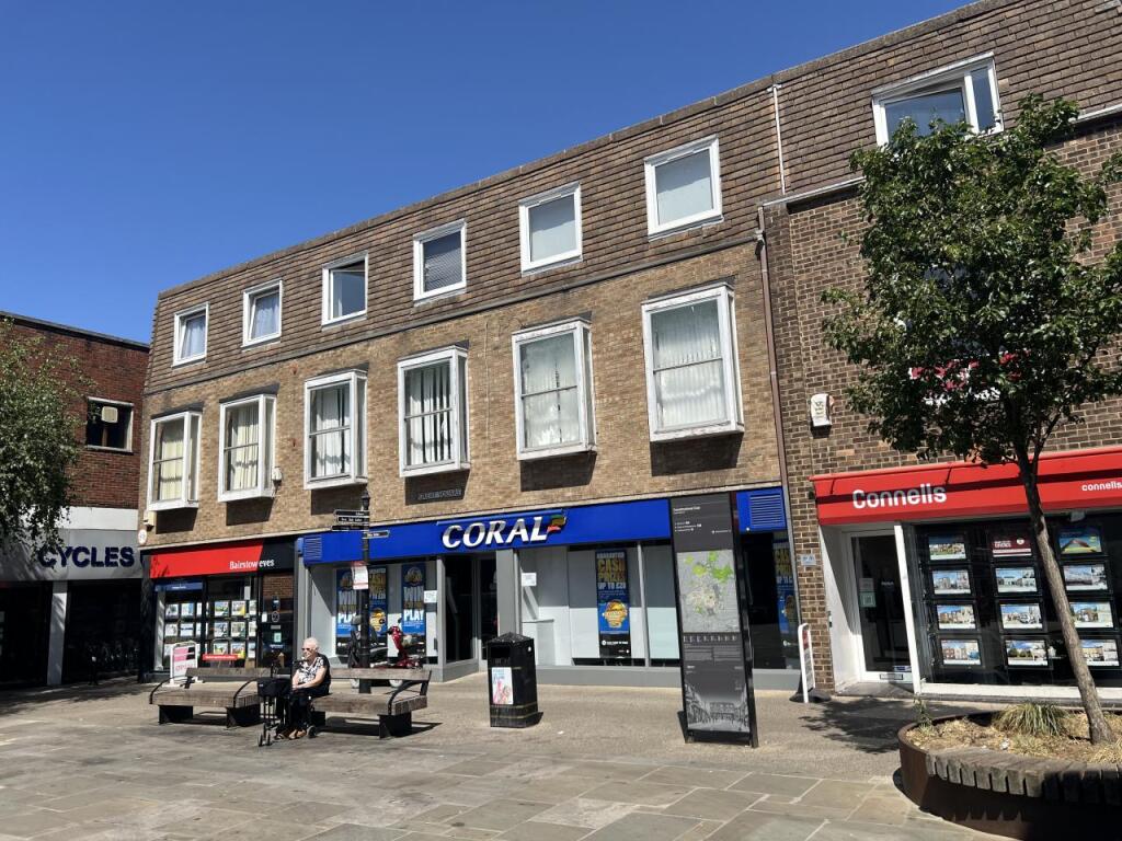 1 bed 1st Floor Flat for rent in Braintree. From B Bailey & Co Ltd - Ilford