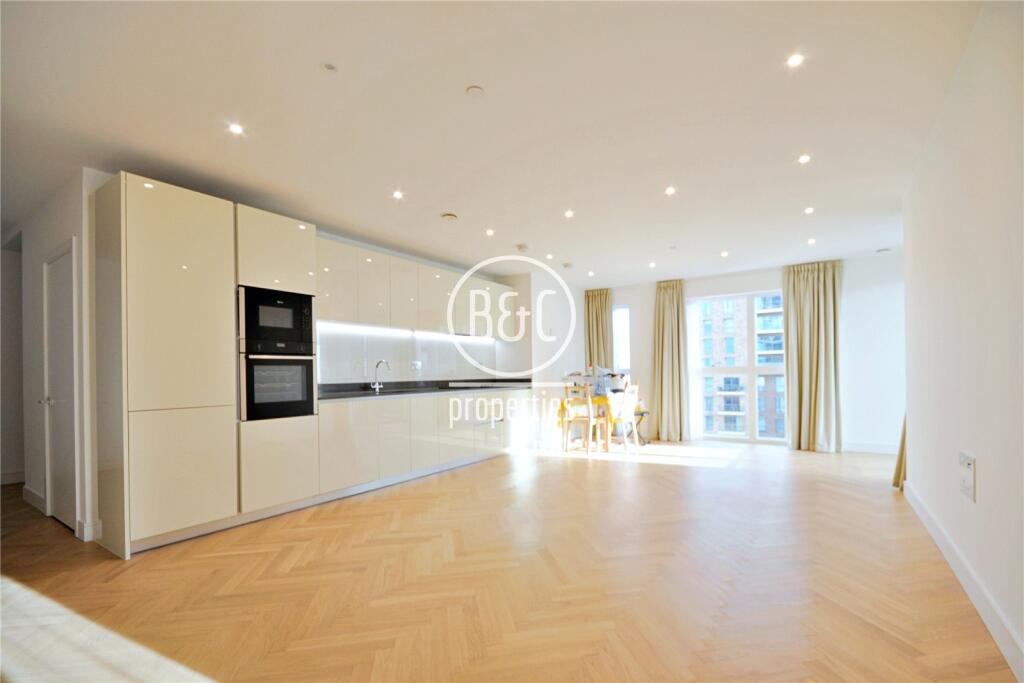 3 bed Apartment for rent in London. From B&C Properties - London