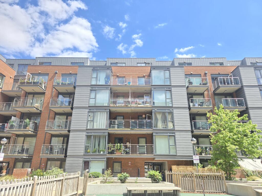 2 bed 1st Floor Flat for rent in Hendon. From Bairstow Eves Lettings - North Finchley 2 bed 1st Floor Flat for rent in Hendon. From Bairstow Eves Lettings - North Finchley