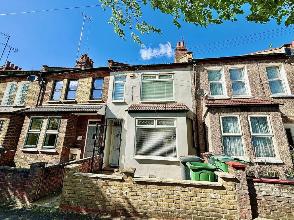 3 bed Detached House for rent in Walthamstow. From Bairstow Eves Lettings - Wanstead