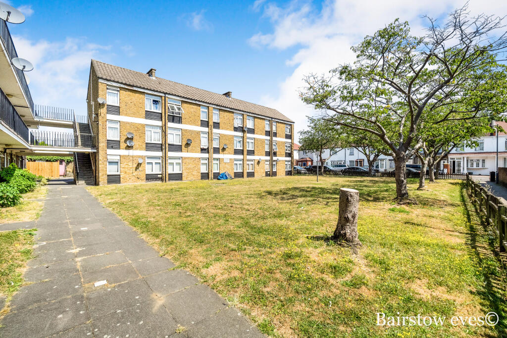 1 bed 1st Floor Flat for rent in Wanstead. From Bairstow Eves Lettings - Wanstead 1 bed 1st Floor Flat for rent in Wanstead. From Bairstow Eves Lettings - Wanstead