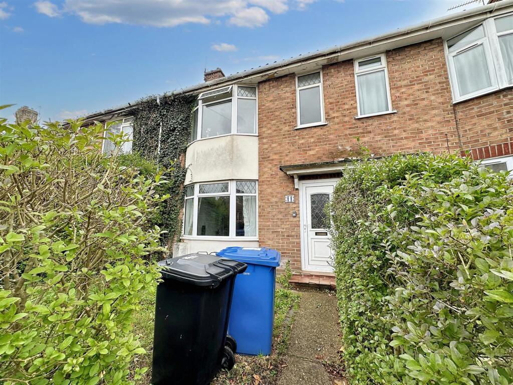 3 bed Mid Terraced House for rent in Colney. From AbbotFox - Norwich 3 bed Mid Terraced House for rent in Colney. From AbbotFox - Norwich