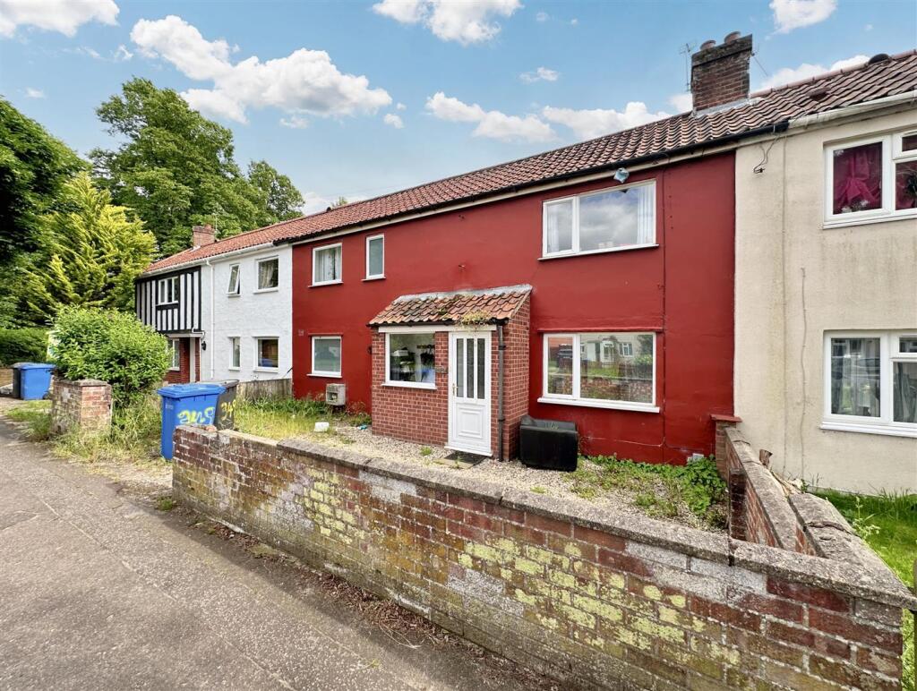 3 bed Mid Terraced House for rent in Colney. From AbbotFox - Norwich 3 bed Mid Terraced House for rent in Colney. From AbbotFox - Norwich