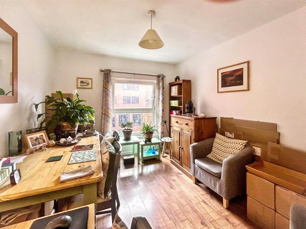 1 bed 1st Floor Flat for rent in Norwich. From AbbotFox - Norwich