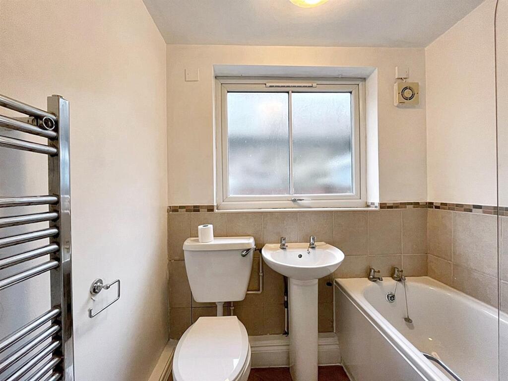 3 bed Mid Terraced House for rent in Norwich. From AbbotFox - Norwich 3 bed Mid Terraced House for rent in Norwich. From AbbotFox - Norwich