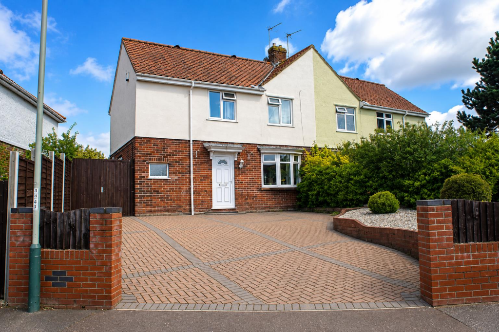 3 bed Detached for rent in Norwich. From AbbotFox - Norwich 3 bed Detached for rent in Norwich. From AbbotFox - Norwich