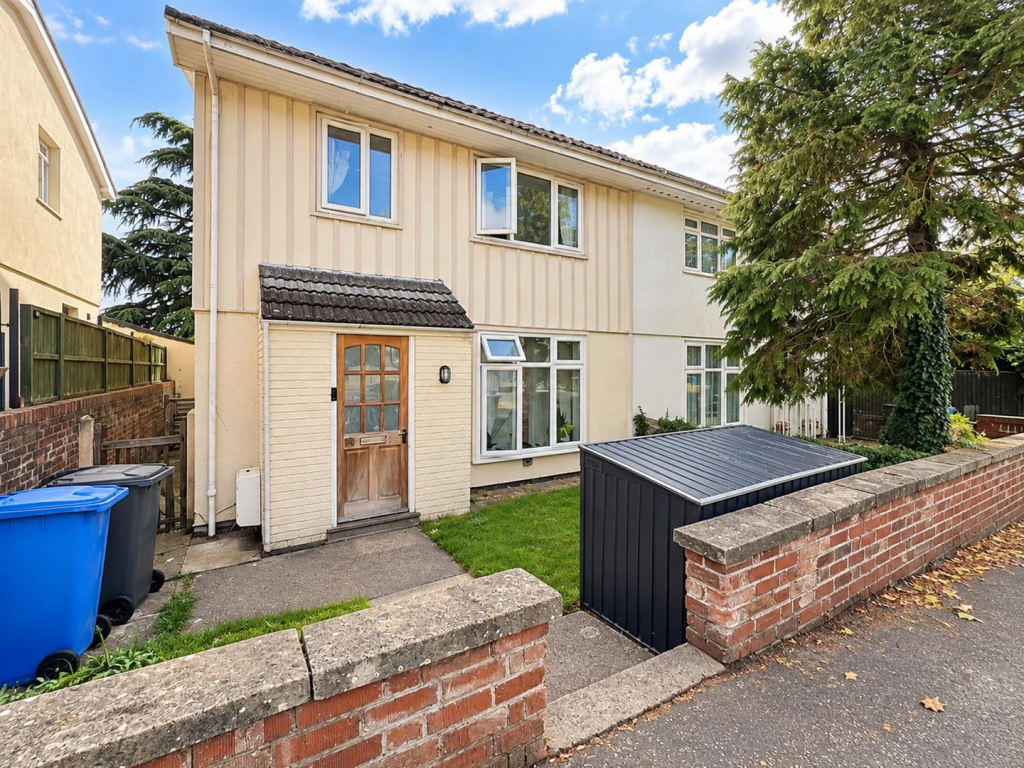3 bed Semi Detached for rent in Colney. From AbbotFox - Norwich 3 bed Semi Detached for rent in Colney. From AbbotFox - Norwich