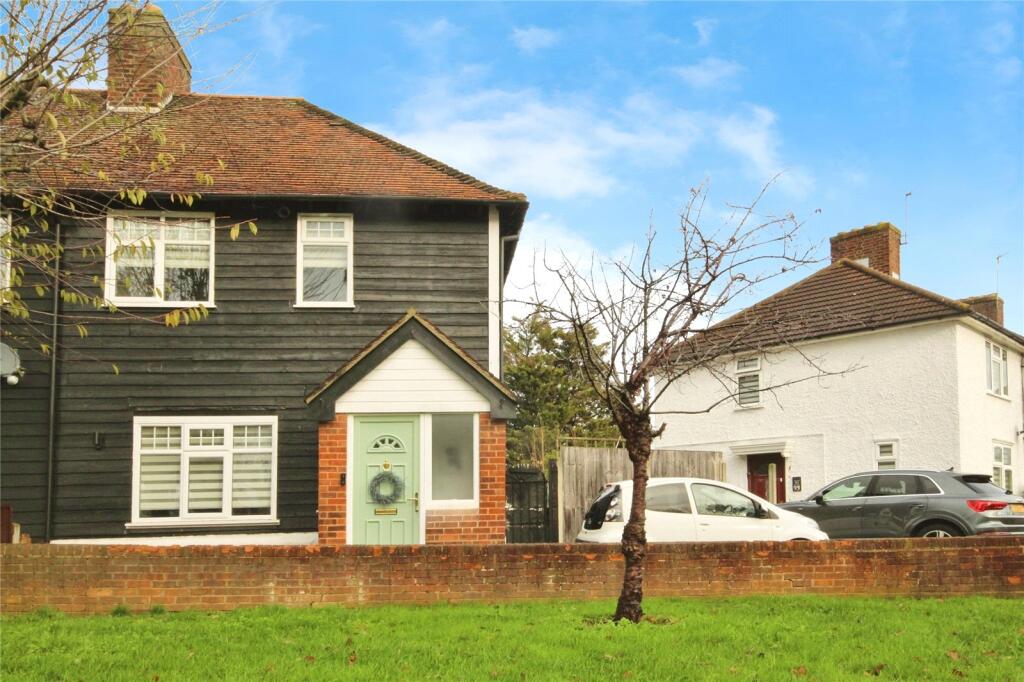3 bed End of Terrace for rent in Dagenham. From Balgores - Dagenham - Lettings