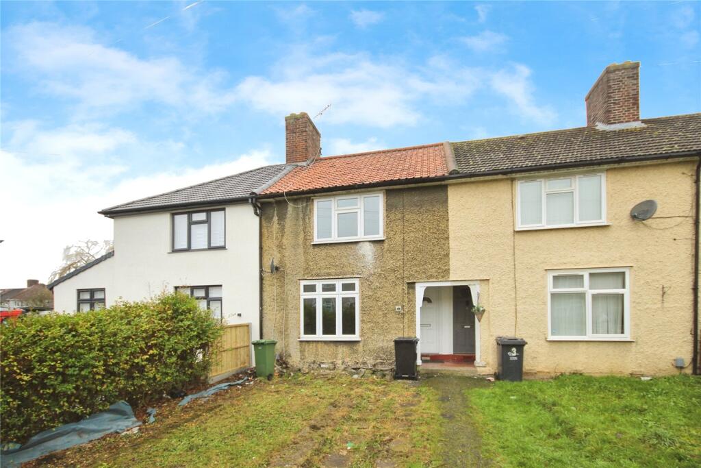 2 bed Mid Terraced House for rent in Dagenham. From Balgores - Dagenham - Lettings