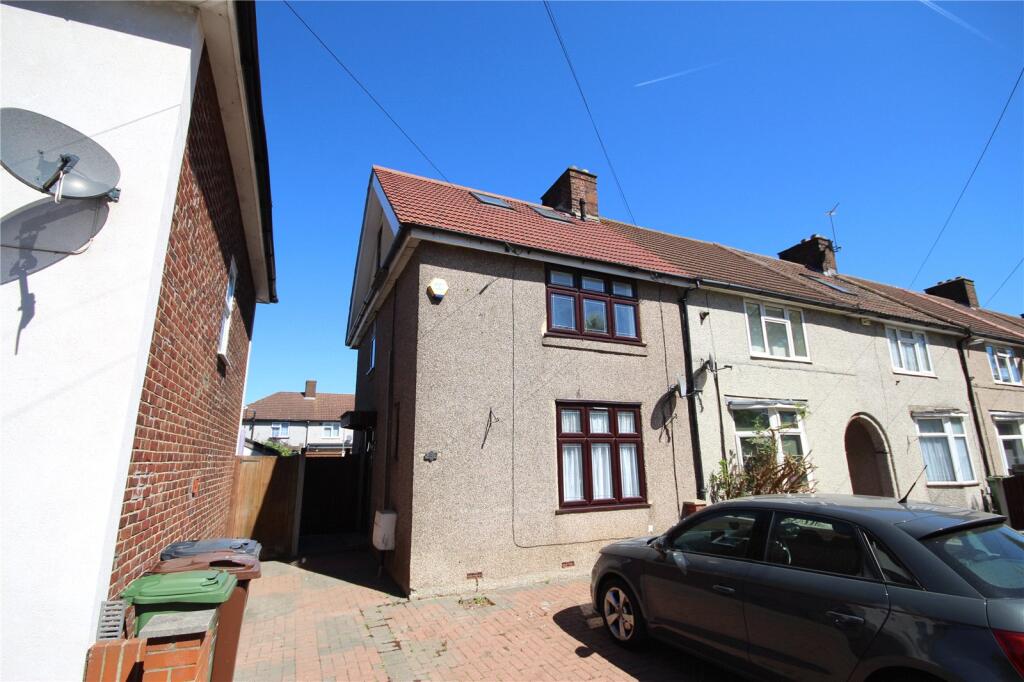 4 bed End of Terrace for rent in Dagenham. From Balgores - Dagenham - Lettings