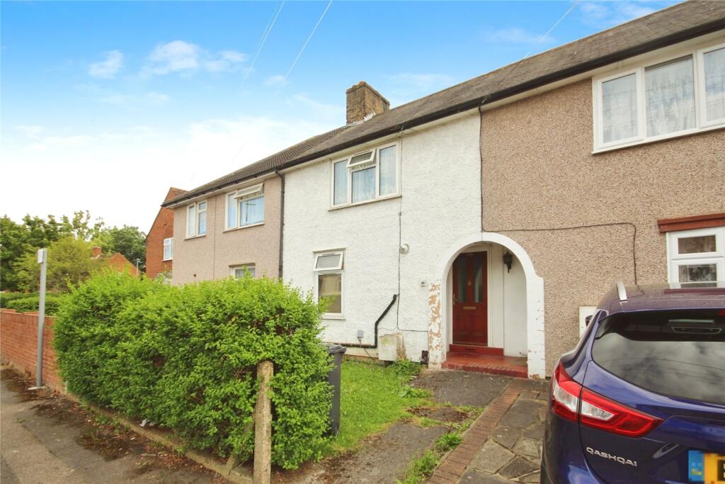 2 bed Mid Terraced House for rent in Dagenham. From Balgores - Dagenham - Lettings