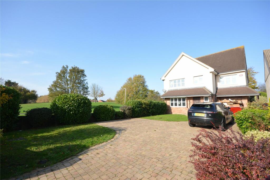 5 bed Detached House for rent in Hornchurch. From Balgores - Hornchurch
