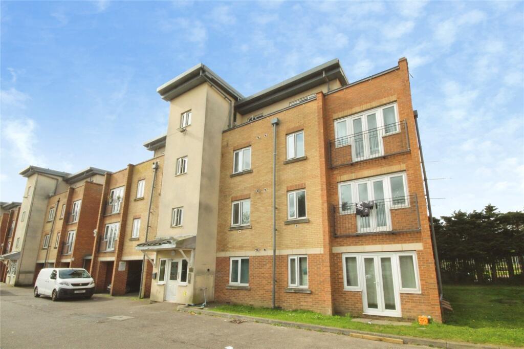 2 bed Apartment for rent in Rainham. From Balgores - Hornchurch Lettings