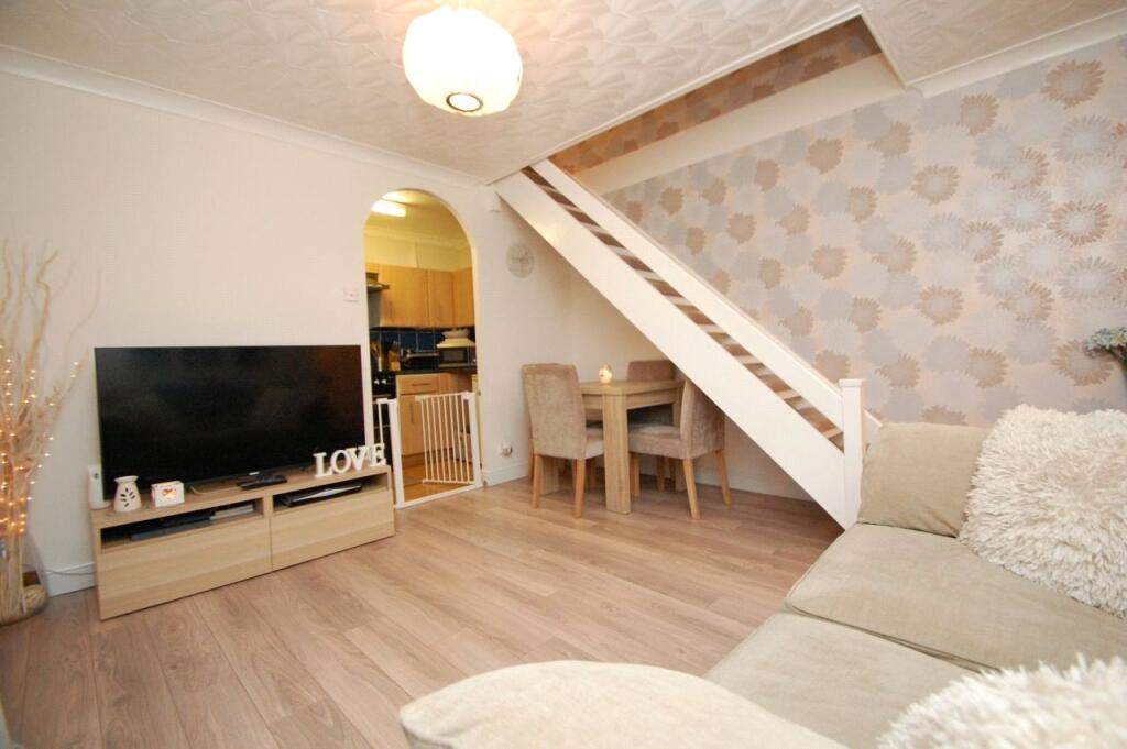 1 bed Semi Detached for rent in Hornchurch. From Balgores - Hornchurch Lettings