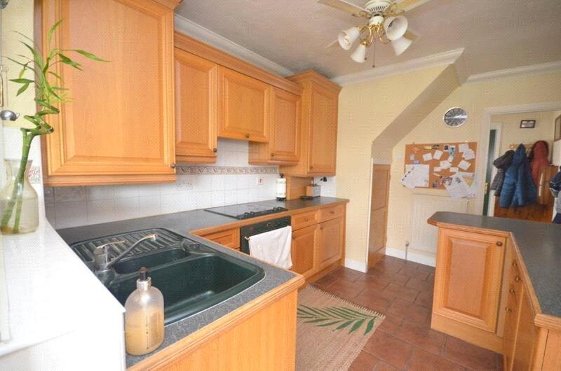 3 bed Semi Detached for rent in Dagenham. From Balgores - Hornchurch Lettings 3 bed Semi Detached for rent in Dagenham. From Balgores - Hornchurch Lettings