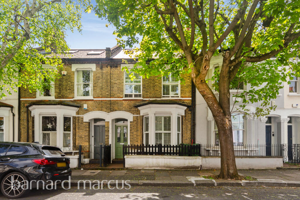 4 bed Apartment for rent in London. From Barnard Marcus Lettings - Battersea Lettings