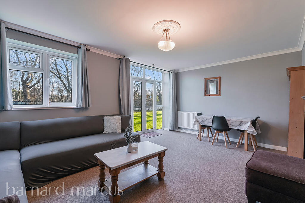 3 bed Apartment for rent in London. From Barnard Marcus Lettings - Battersea Lettings