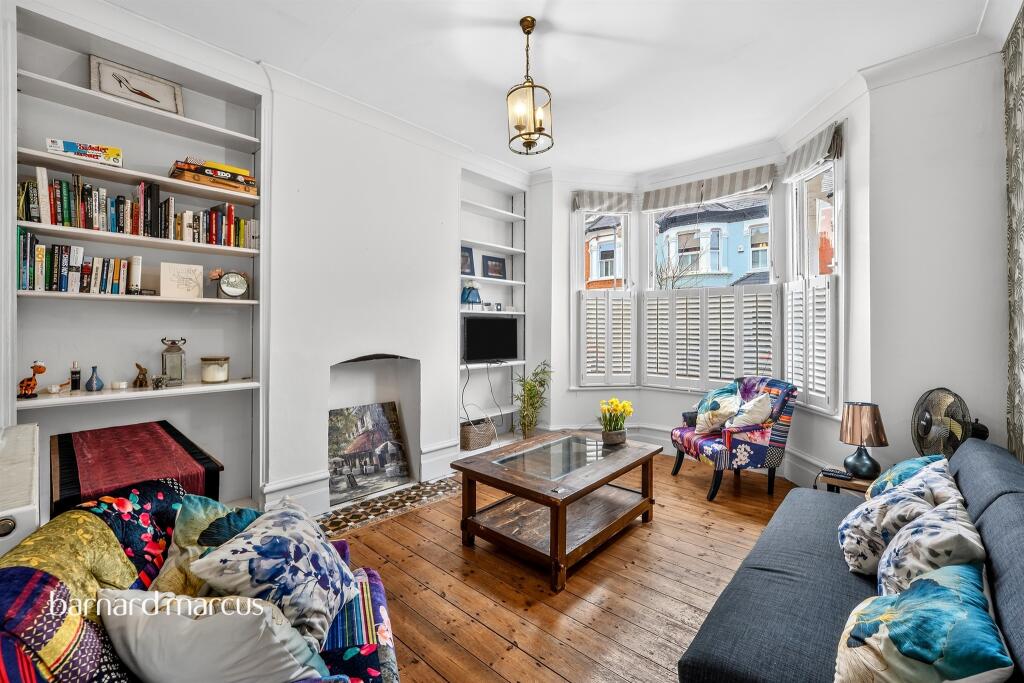 1 bed Apartment for rent in Battersea. From Barnard Marcus Lettings - Battersea Lettings