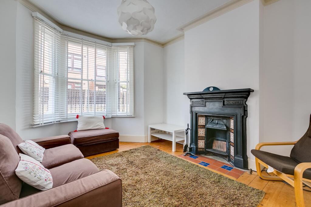 4 bed Detached for rent in London. From Barnard Marcus Lettings - Battersea Lettings