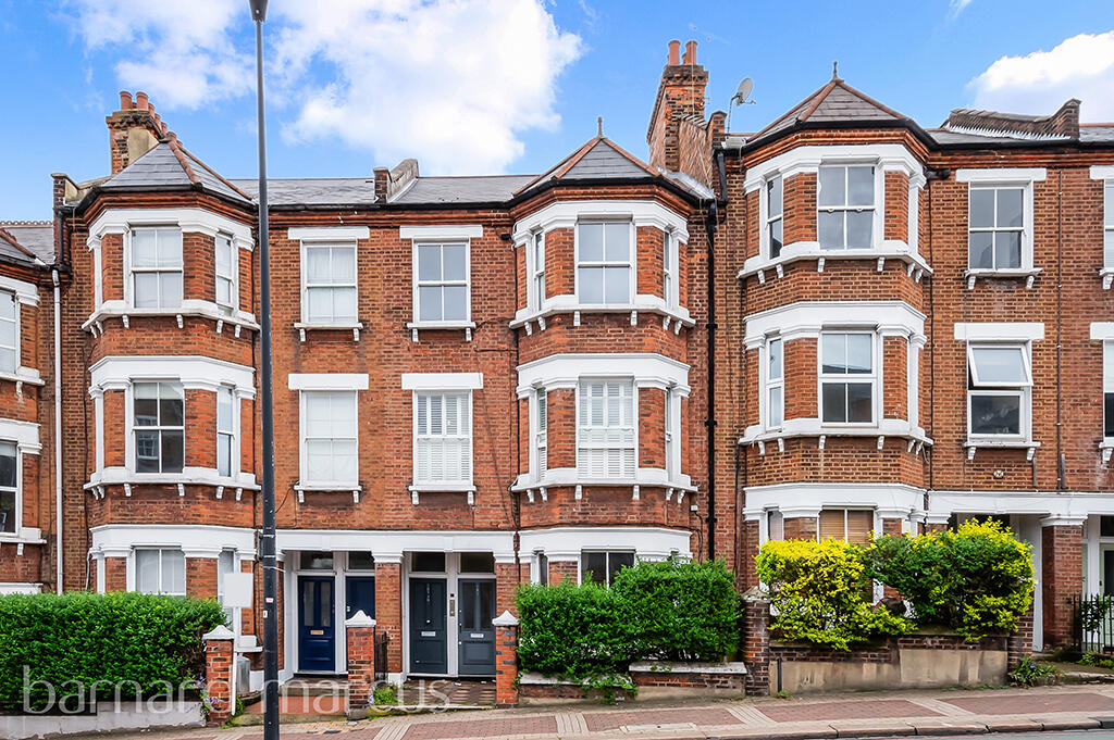 3 bed Apartment for rent in Battersea. From Barnard Marcus Lettings - Battersea Lettings