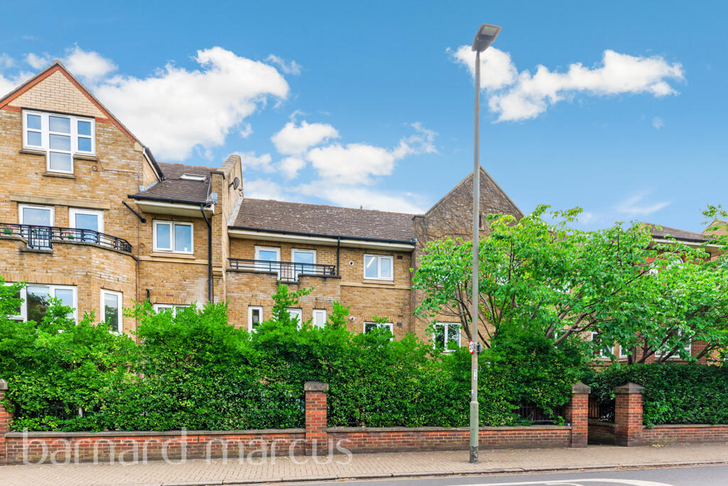 2 bed 1st Floor Flat for rent in London. From Barnard Marcus Lettings - Battersea Lettings