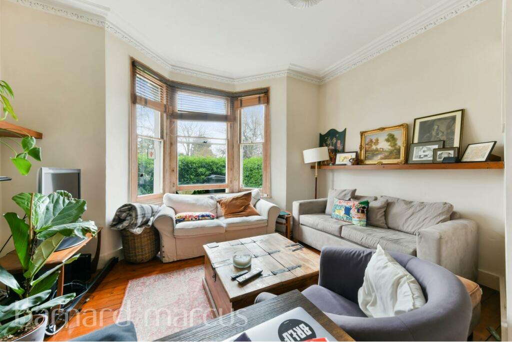 2 bed Flat for rent in London. From Barnard Marcus Lettings - Clapham Lettings