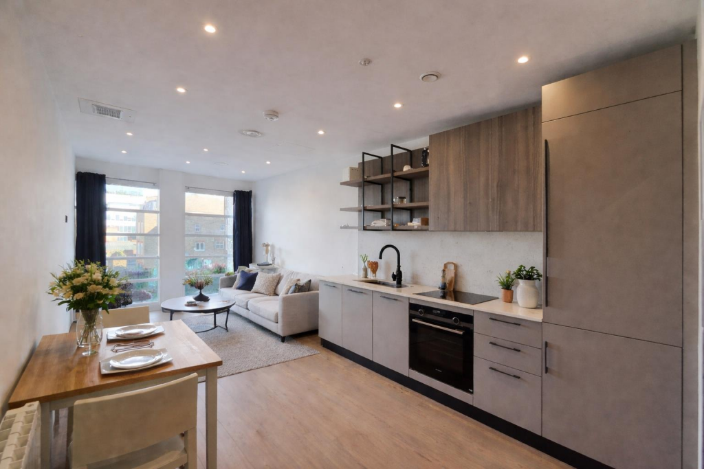 2 bed 1st Floor Flat for rent in Clapham. From Barnard Marcus Lettings - Clapham Lettings