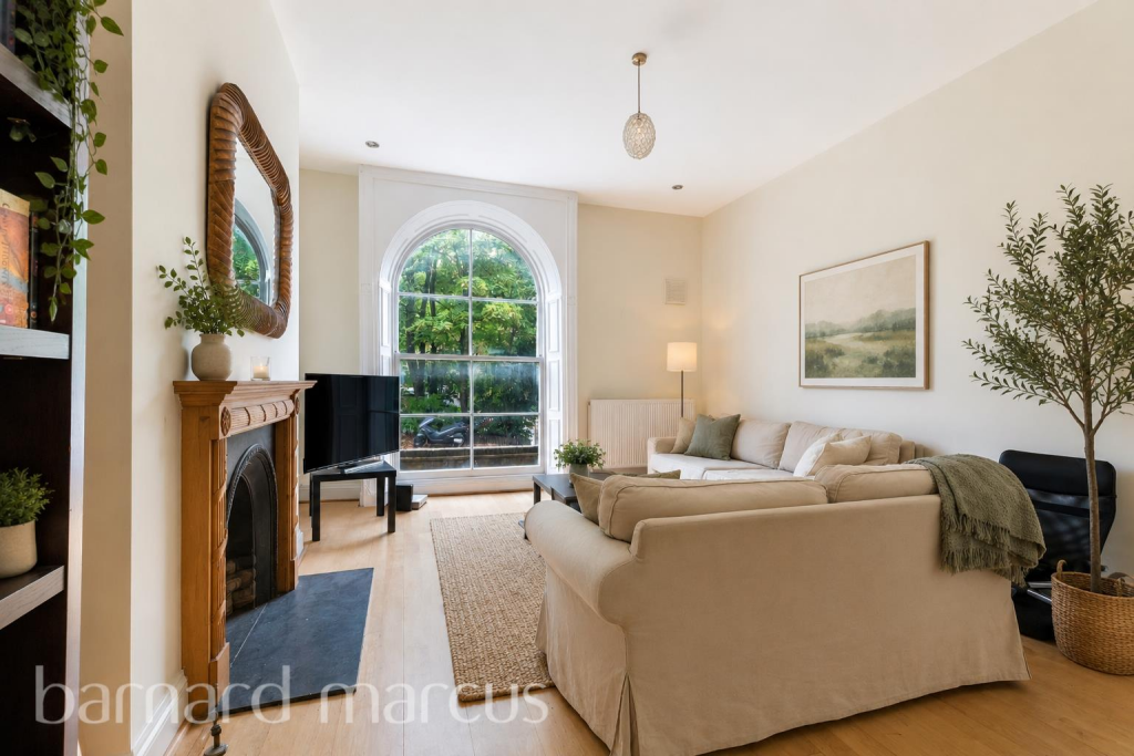 2 bed Apartment for rent in London. From Barnard Marcus Lettings - Clapham Lettings