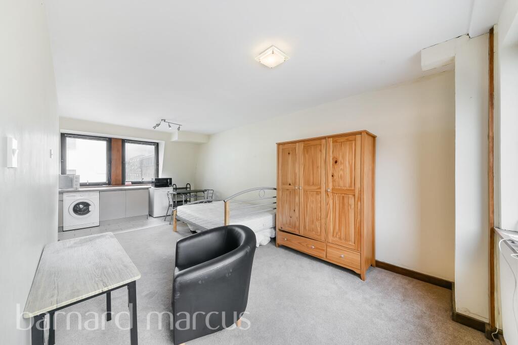 4 bed Apartment for rent in London. From Barnard Marcus - Covent Garden