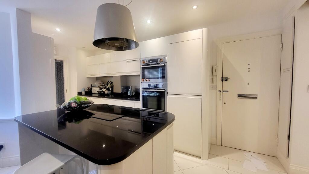 4 bed Apartment for rent in Islington. From Barnard Marcus - Covent Garden