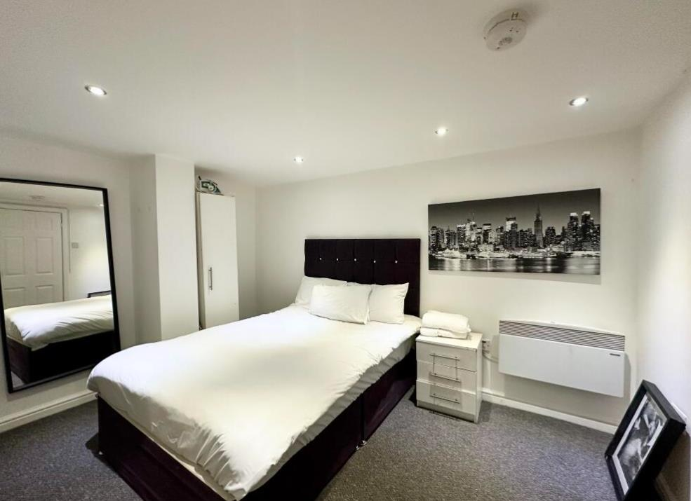 4 bed Apartment for rent in Camden Town. From Barnard Marcus - Covent Garden 4 bed Apartment for rent in Camden Town. From Barnard Marcus - Covent Garden