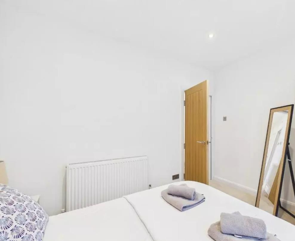 2 bed Apartment for rent in Bow. From Barnard Marcus - Covent Garden