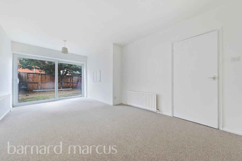 4 bed Semi-Detached House for rent in Croydon. From Barnard Marcus Lettings - Croydon - Lettings