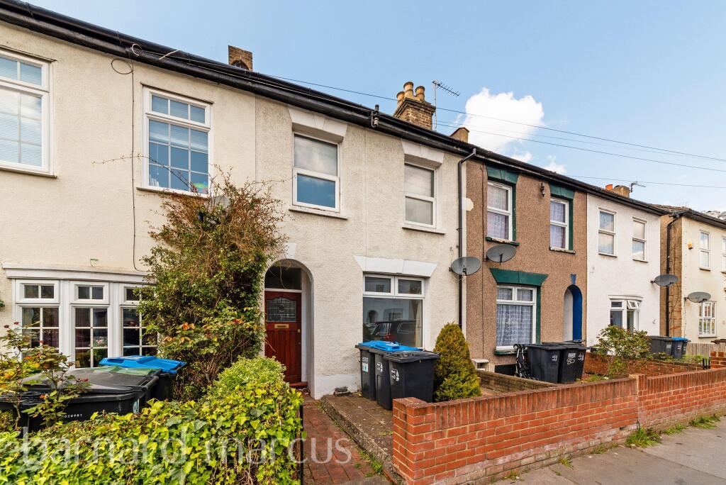 3 bed Detached for rent in Croydon. From Barnard Marcus Lettings - Croydon - Lettings 3 bed Detached for rent in Croydon. From Barnard Marcus Lettings - Croydon - Lettings