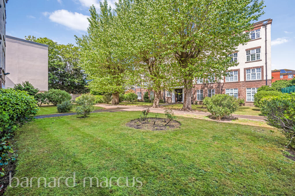 4 bed 1st Floor Flat for rent in Croydon. From Barnard Marcus Lettings - Croydon - Lettings 4 bed 1st Floor Flat for rent in Croydon. From Barnard Marcus Lettings - Croydon - Lettings