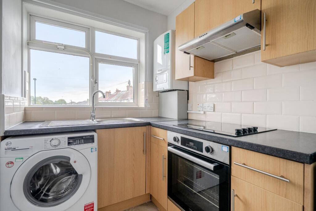 2 bed 1st Floor Flat for rent in London. From Barnard Marcus Lettings - Croydon - Lettings 2 bed 1st Floor Flat for rent in London. From Barnard Marcus Lettings - Croydon - Lettings