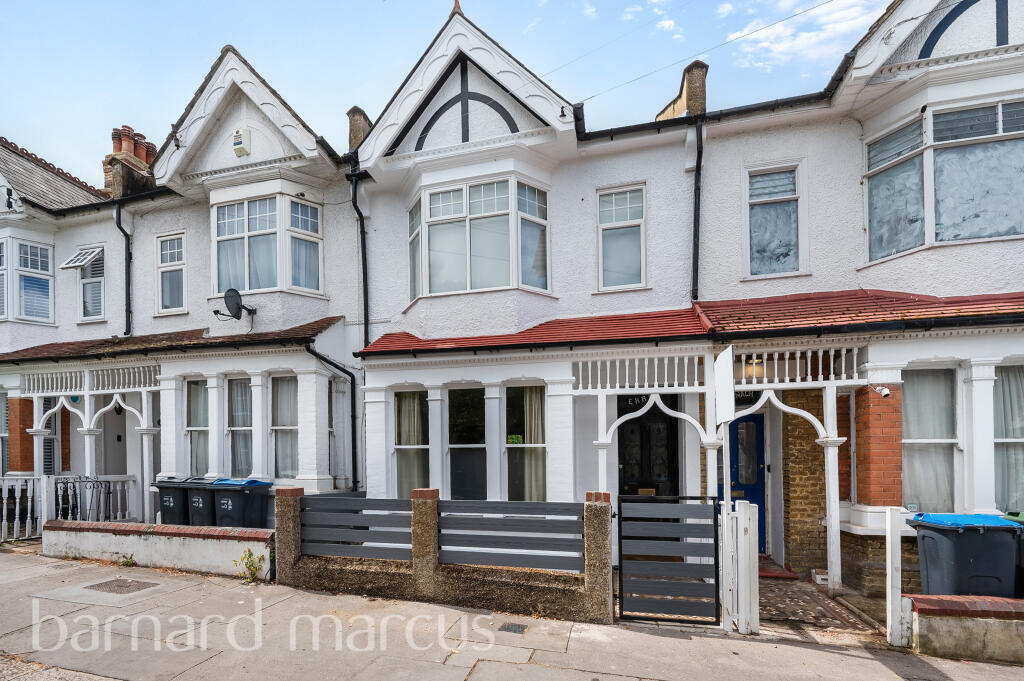3 bed Detached for rent in Croydon. From Barnard Marcus Lettings - Croydon - Lettings 3 bed Detached for rent in Croydon. From Barnard Marcus Lettings - Croydon - Lettings