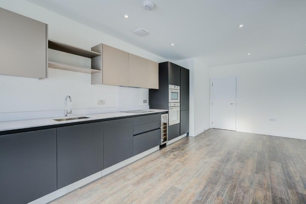 3 bed Apartment for rent in Croydon. From Barnard Marcus Lettings - Croydon - Lettings 3 bed Apartment for rent in Croydon. From Barnard Marcus Lettings - Croydon - Lettings