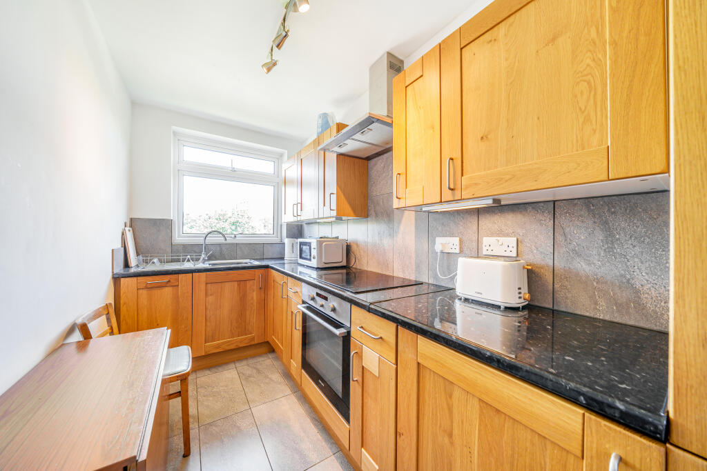 2 bed Apartment for rent in Acton. From Barnard Marcus Lettings - Ealing Lettings