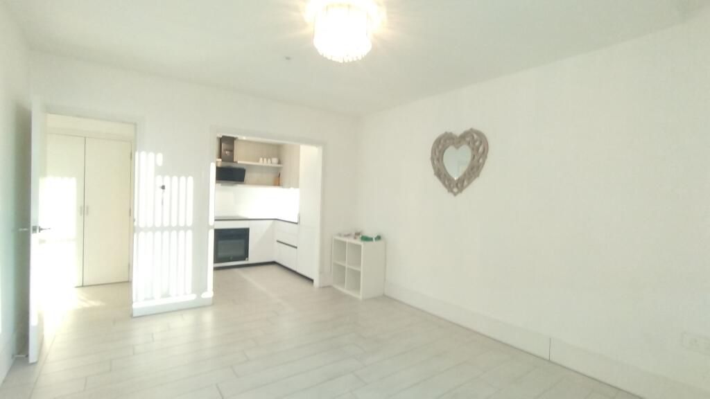 2 bed 1st Floor Flat for rent in Wembley. From Barnard Marcus Lettings - Ealing Lettings