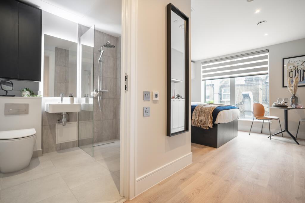 4 bed Studio for rent in Acton. From Barnard Marcus Lettings - Ealing Lettings 4 bed Studio for rent in Acton. From Barnard Marcus Lettings - Ealing Lettings