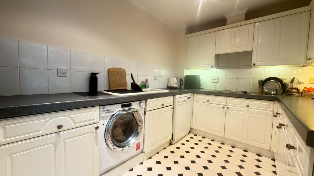 1 bed Apartment for rent in Harrow. From Barnard Marcus Lettings - Ealing Lettings 1 bed Apartment for rent in Harrow. From Barnard Marcus Lettings - Ealing Lettings