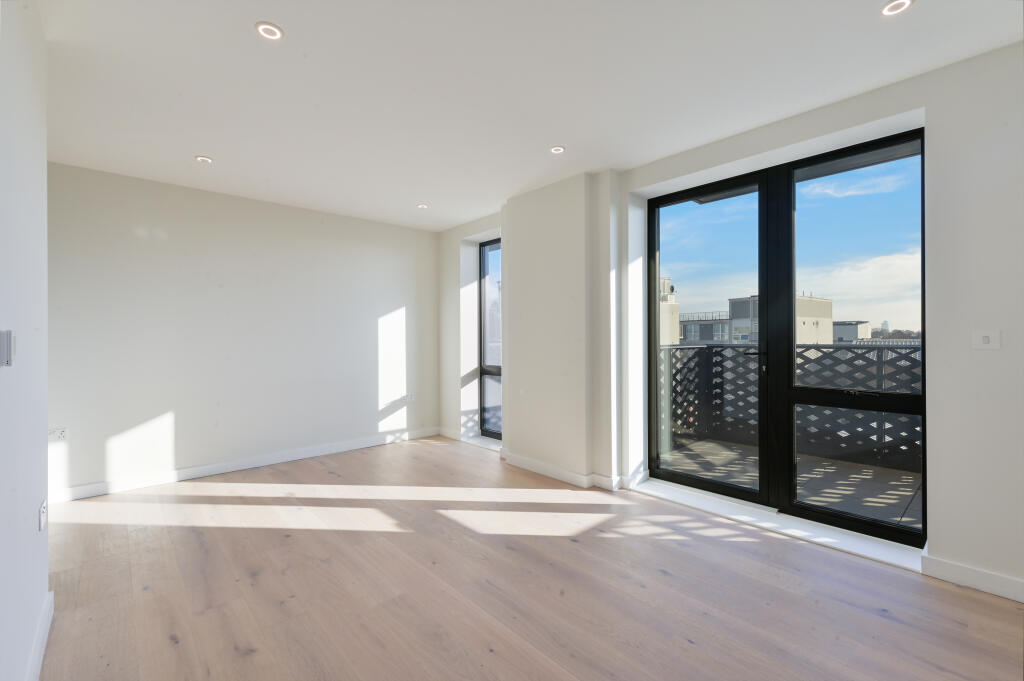 2 bed Apartment for rent in Greenford. From Barnard Marcus Lettings - Ealing Lettings