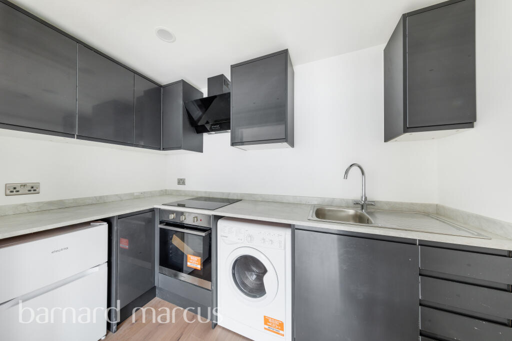 1 bed Apartment for rent in Penge. From Barnard Marcus Lettings - Epsom - Lettings 1 bed Apartment for rent in Penge. From Barnard Marcus Lettings - Epsom - Lettings