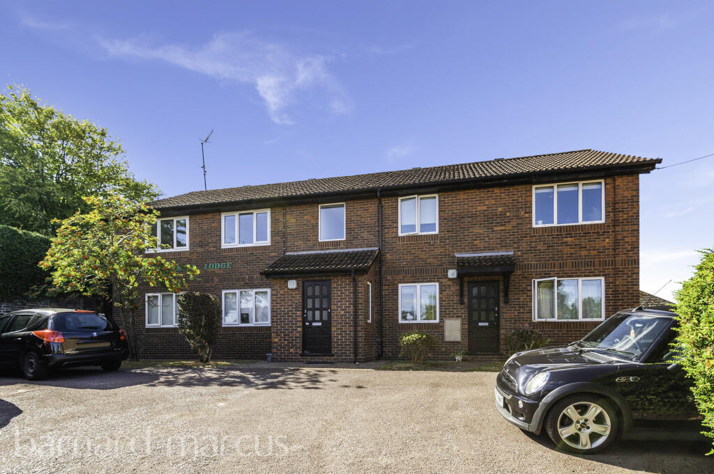 2 bed 1st Floor Flat for rent in Redhill. From Barnard Marcus Lettings - Epsom - Lettings